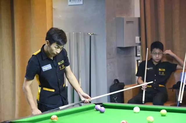 烈对抗吸引 烈对抗吸引