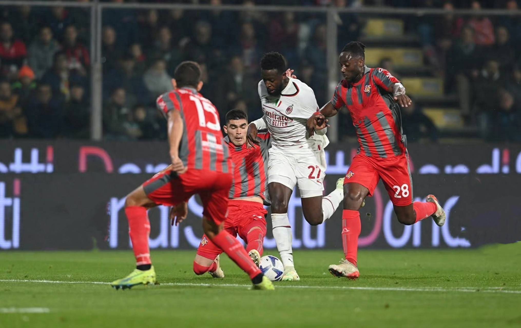 在当前足球 在当前足球